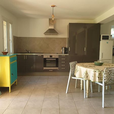 L'Oliveraie Hyeres Bagian luar foto