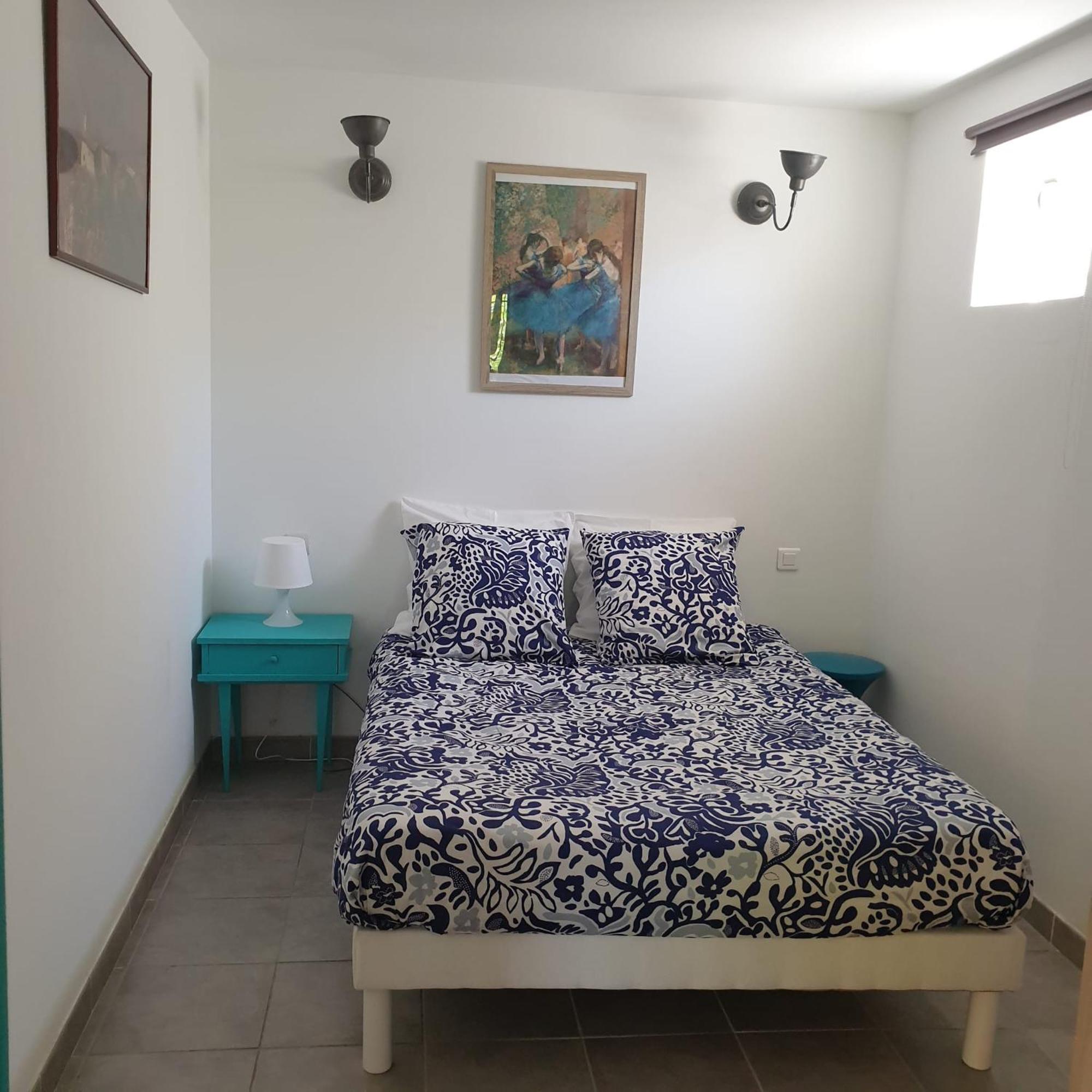 L'Oliveraie Hyeres Bagian luar foto